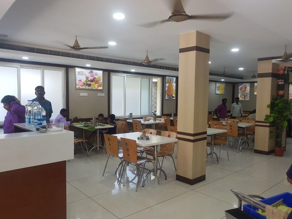 Hotel Tiruchendur Mani Iyer Palni Luaran gambar