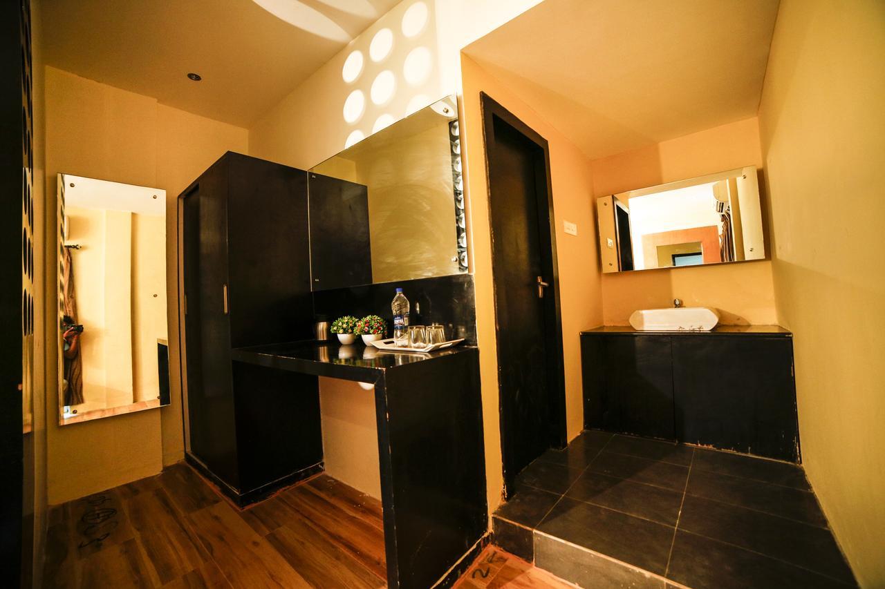 Hotel Tiruchendur Mani Iyer Palni Luaran gambar
