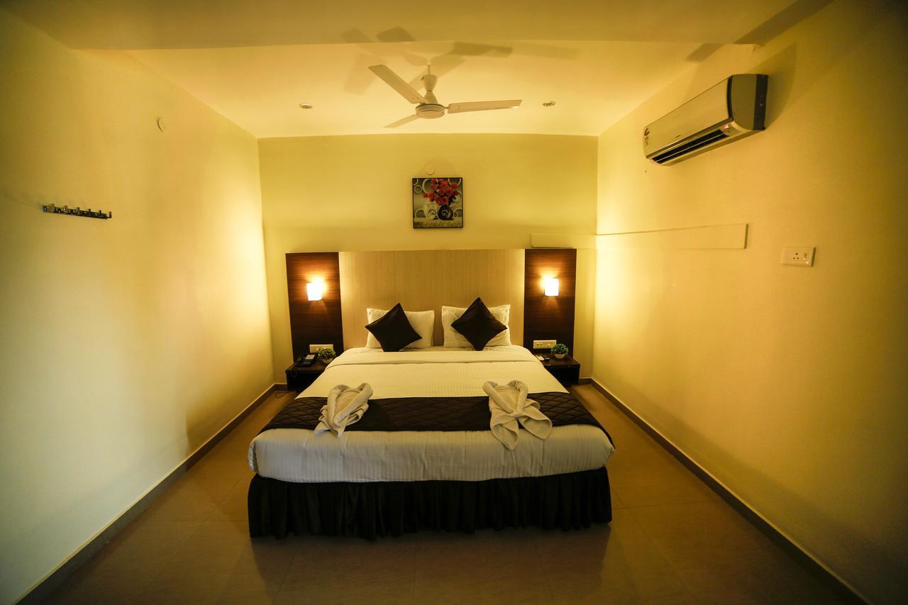 Hotel Tiruchendur Mani Iyer Palni Luaran gambar